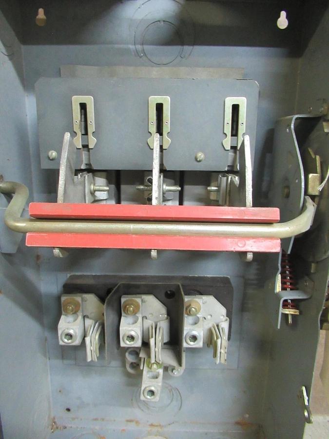 Used SQUARE D SAFETY SWITCH H324-N SER. A1 200 AMP 50 HP 240 VAC 3-POLE **WARRANTY**