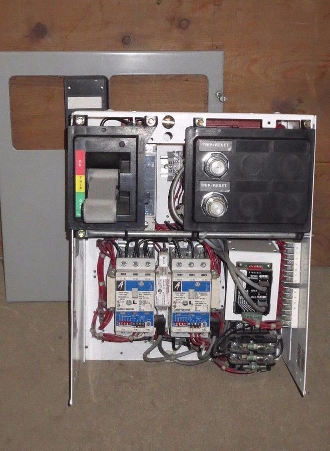 Used CUTLER HAMMER MCC 17" BUCKET W/ 7 AMP BREAKER,SIZE 1 ADV REVERSE STARTS & MODULE