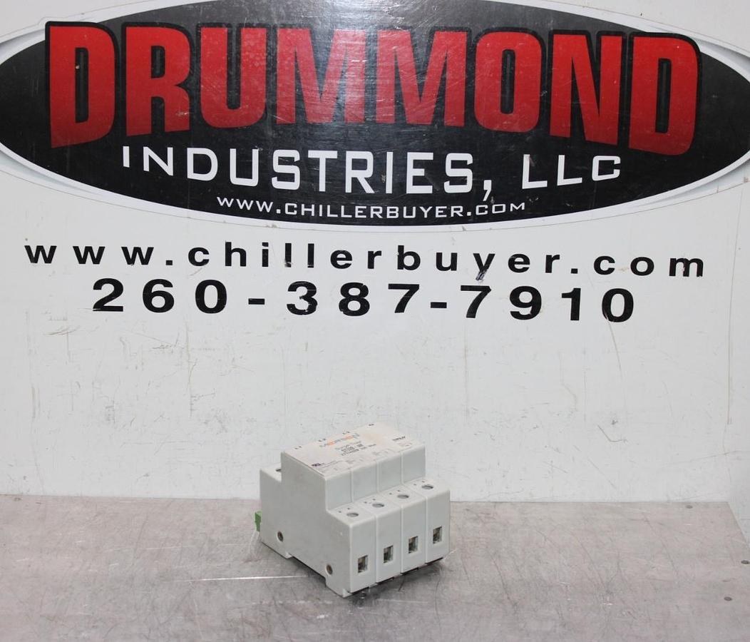 Used MERSEN SURGE-TRAP SURGE PROTECTOR ST320-4M 480/277 VAC 3-PHASE 4-POLE