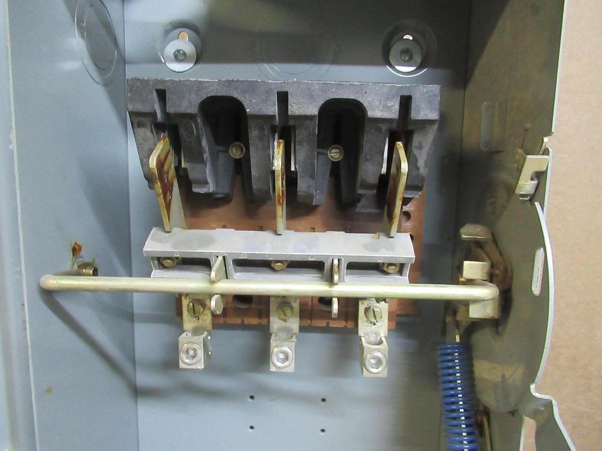 Used WESTINGHOUSE HEAVY-DUTY SAFETY SWITCH HU364 200 AMP 150 HP 600 VAC **WARRANTY**