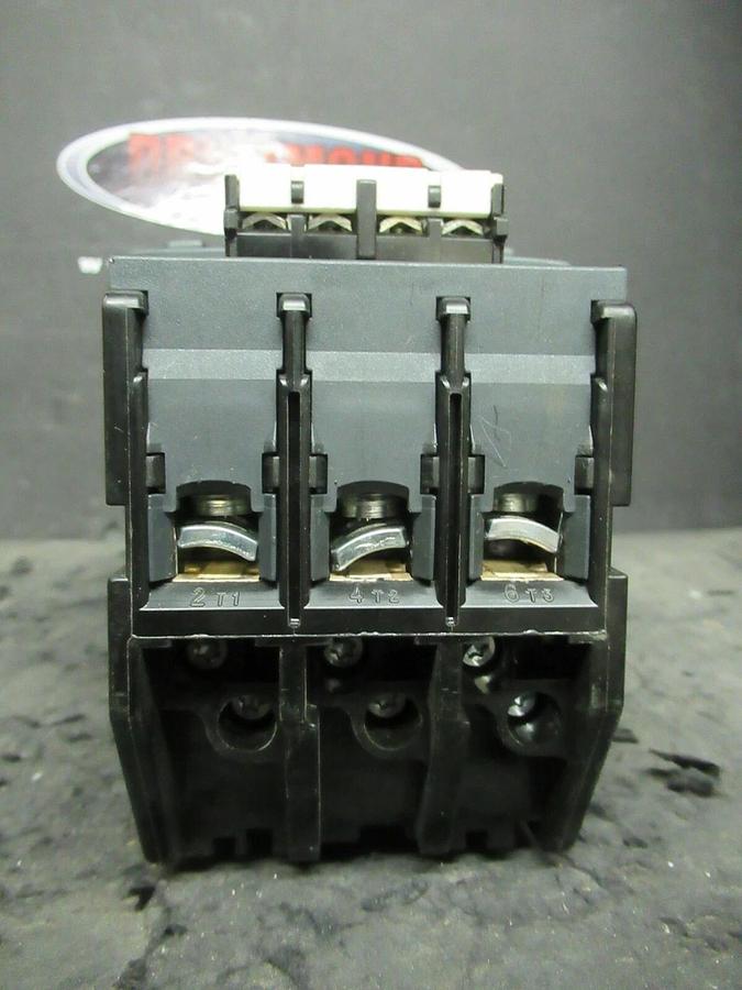 Used SCHNEIDER STARTER LC1D150 160 AMP 600 VOLT 3-POLE 125 HP 3-PHASE W/ LR2D43