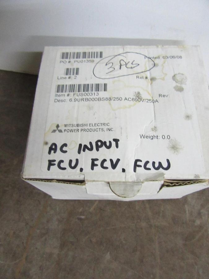 FERRAZ SHAWMUT PROSTITUTOR FUSES BS000UB69V250 250 AMP 690 VAC **NEW SURPLUS**
