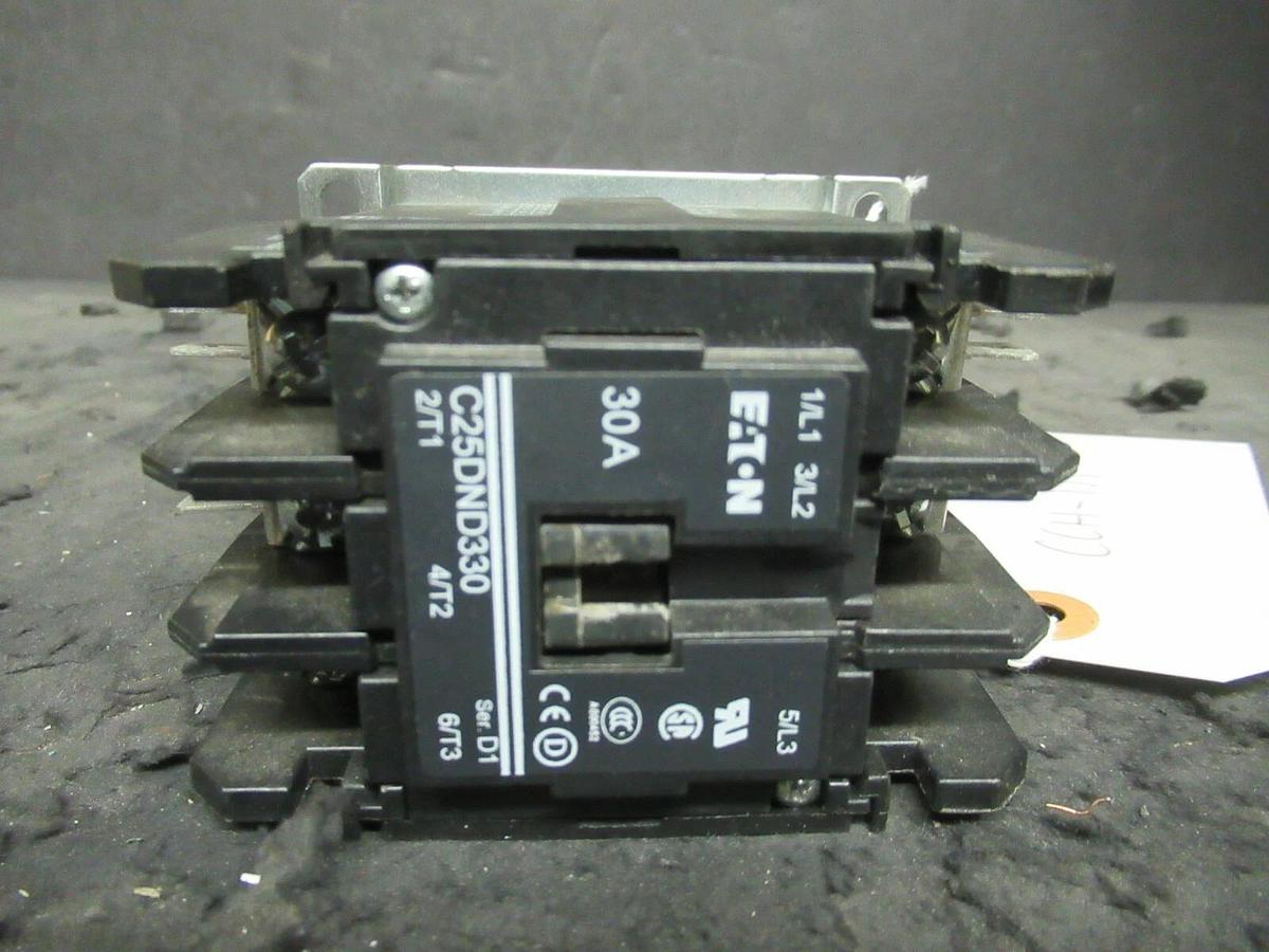 Used EATON CONTACTOR C25DND330 SER. D1 30 AMP 600 VAC 3 POLE 120 V COIL 15 HP @ 460 V