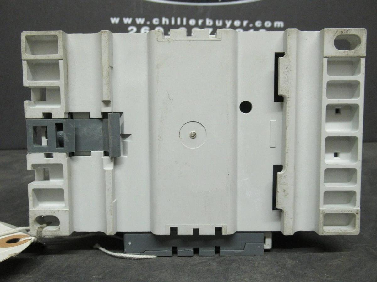 Used (1) YORK CONTACTOR # 024-31109-000 # A95-30 -- 125 AMP 600V 3 PH 110-120V COIL