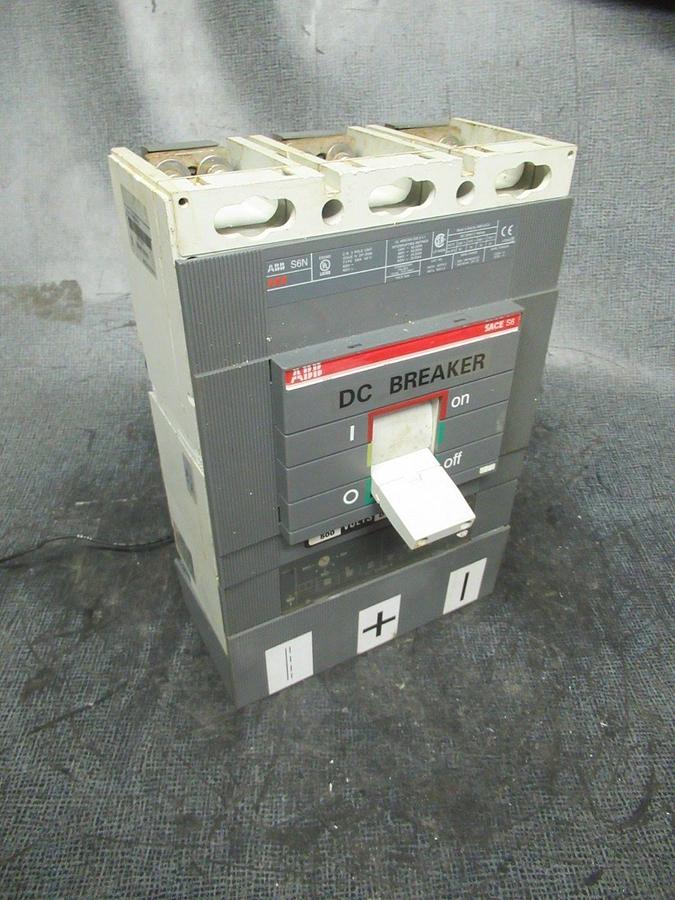 Used ABB BREAKER SACE-S6 S6N 600V 700A W/ AUXILIARY SWITCH, UVR & ONE GUARD