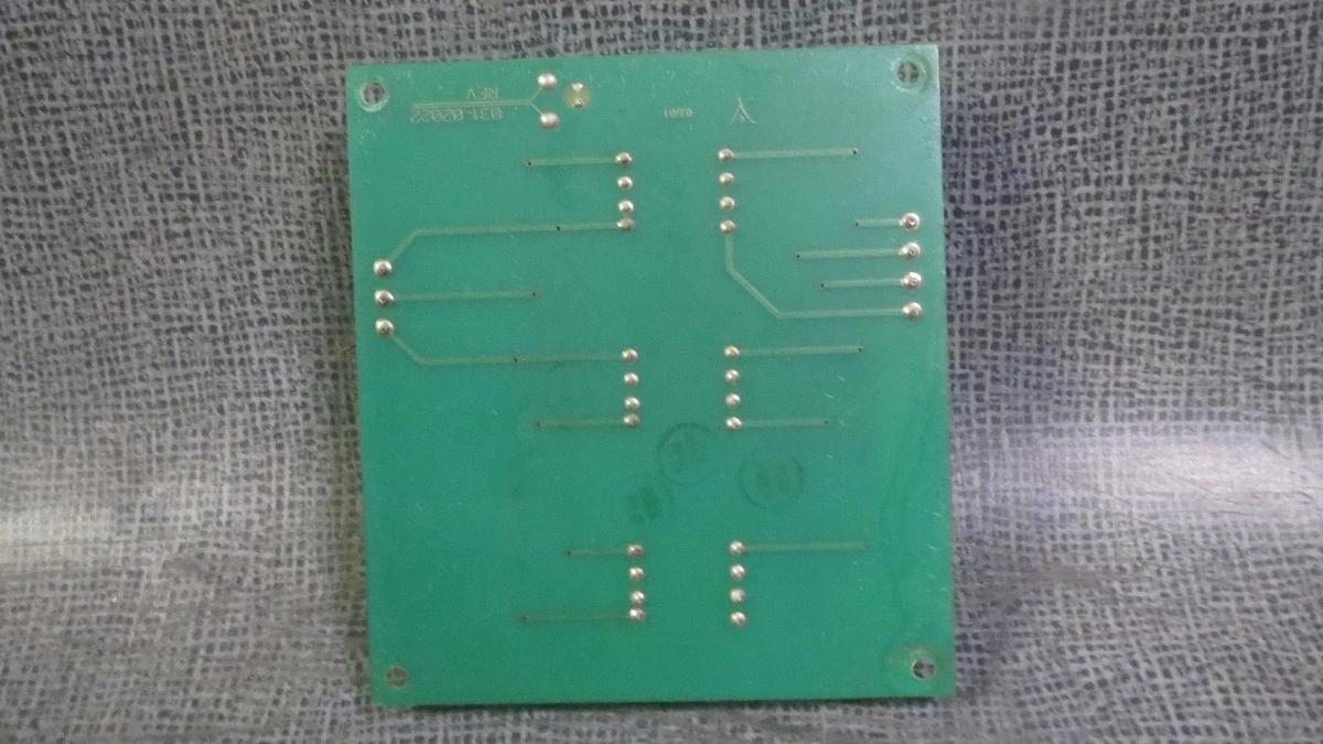 Used YORK INPUT VOLTAGE ISOLATOR CIRCUIT BOARD MODEL: 031-02022-000 **WARRANTY**