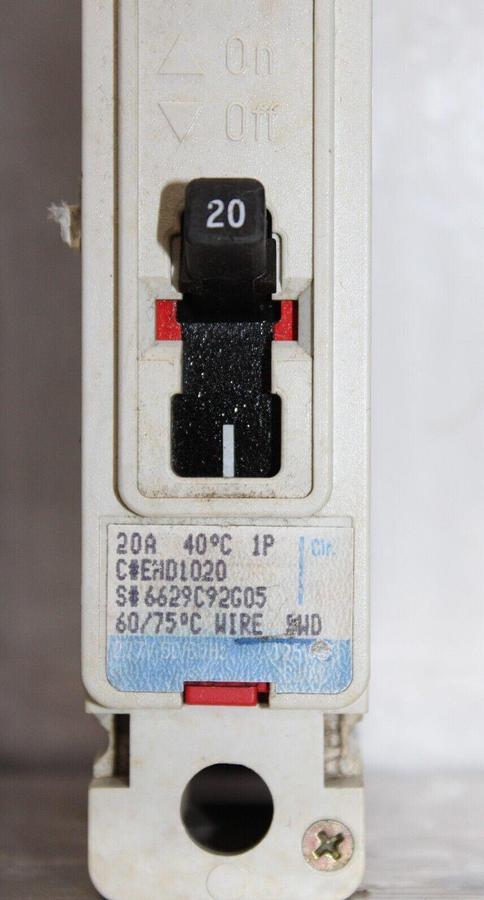 Used LOT OF 2 CUTLER HAMMER EHD1020 20 AMP 277 VAC SINGLE POLE *WARRANTY*