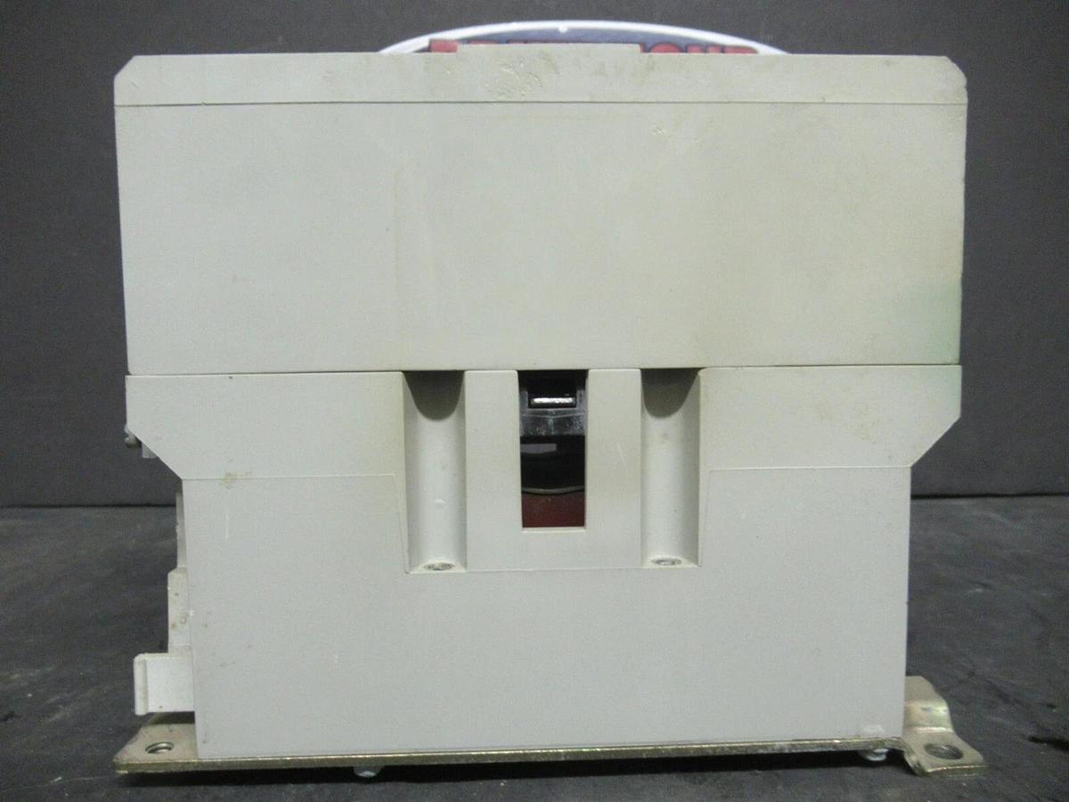 CUTLER HAMMER CONTACTOR C825HN10 SER. A1 120 AMP 600 VAC COIL: 120V
