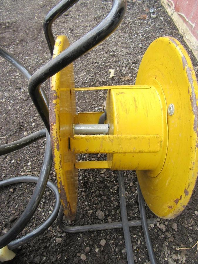 Used 100' 14/3 AERO-MOTIVE HW 34 ELECTRICAL POWER CORD WIRE REEL 15 AMP 120 VAC 1 PH