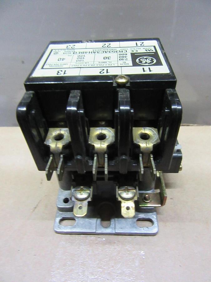 Used GE CONTACTOR CR353AC3AH4BED 600 VAC 30 AMP 3-POLE 3-PHASE COIL: 24 VOLT