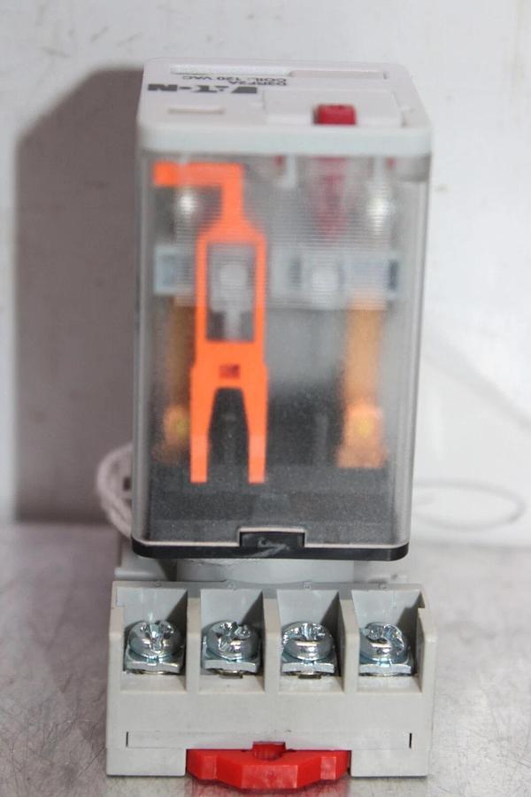 Used EATON GENERAL PURPOSE RELAY D3RF2A 3-4154-0003A