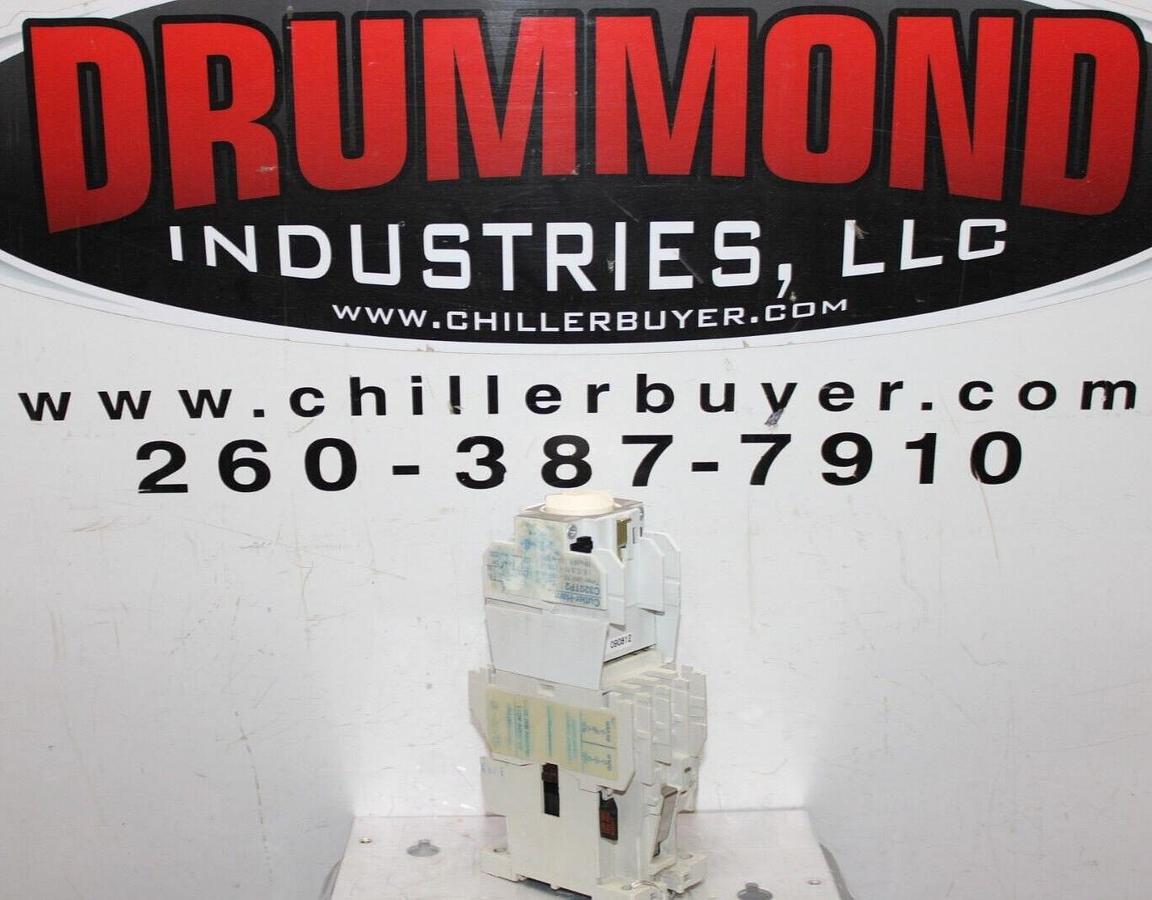 Used CUTLER HAMMER CONTACTOR D15CR31 10 AMP 600 VAC W/ C320TP2 TIME DELAY RELAY