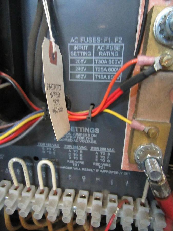 Used 24 VOLT ENERSYS BATTERY CHARGER 88 AMPS ES1-12-550B 208/240/480 VAC 1 PH 550 AH