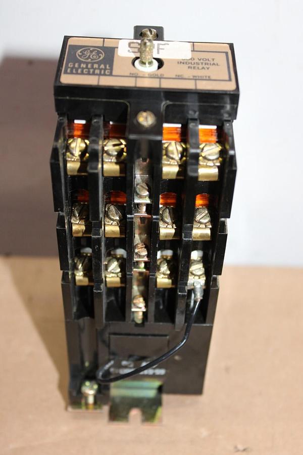 Used LOT OF 2 GE RELAY UNIT CR120B-D054 600V 48VDC COIL **WARRANTY INCLUDED**
