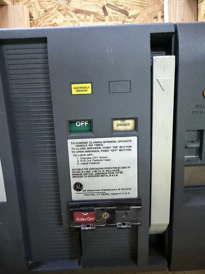 Used GE SSD08B208 800 AMP BREAKER MICRO VERSA TRIP LSI SHUNT BELL ALARM W/ PAPERWORK