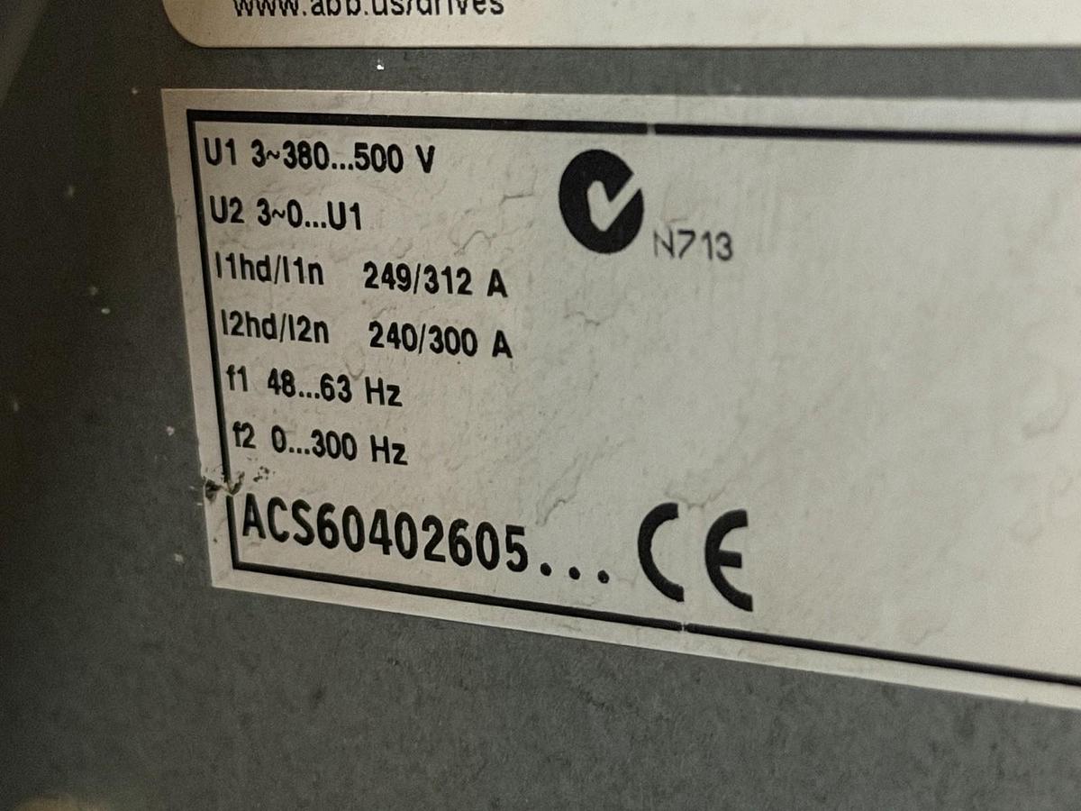 Used ABB MULTI SPEED DRIVE CABINET ACS627-0490-5-00EB1200802 3-PHASE 593 AMP 480 VAC