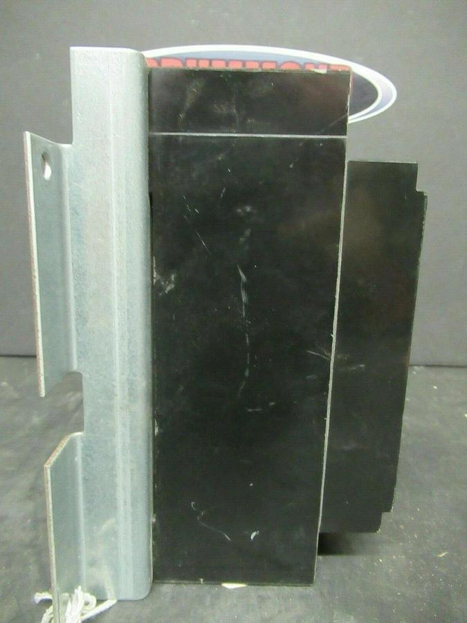 Used 225 AMP SQUARE D POWERPACT BREAKER QDL32225 3 POLE 240 VAC W/ MOUNTING PLATE