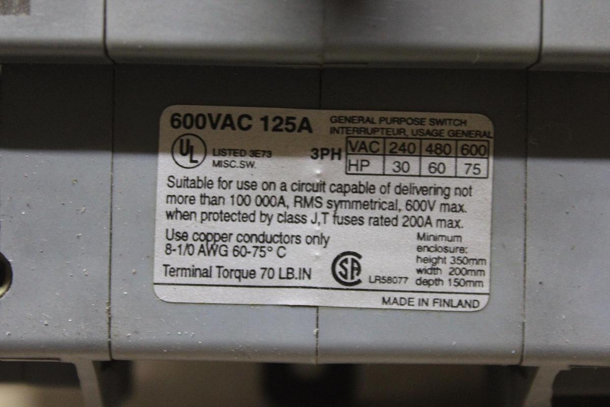 Used SQUARE D NEHB E1 SERVICE PANELBOARD NEHB-30435-1 480Y/277 VAC 125 AMP