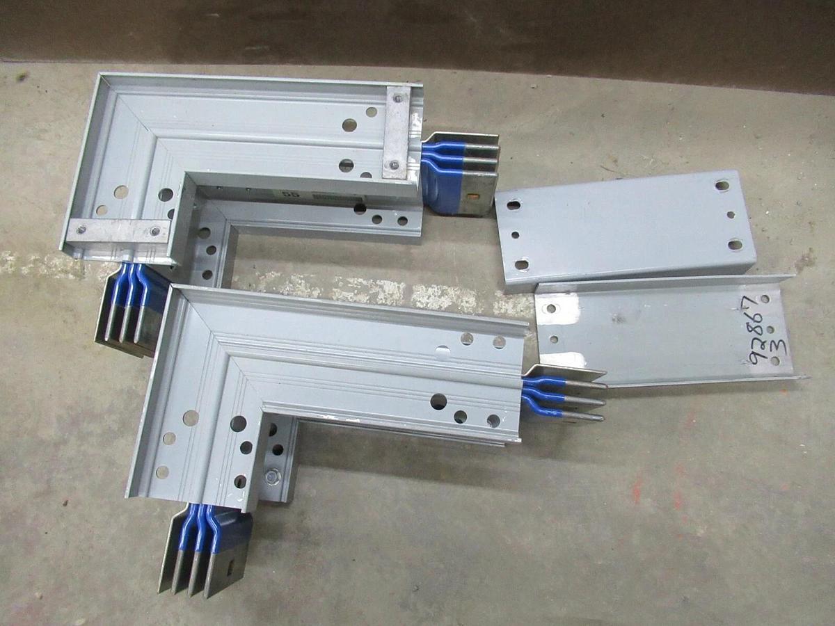 Used 3000 AMP GE SPECTRA SERIES 90° EDGEWISE BUSWAY ELBOW 02692867 600 V 3 PH 3 W W/G