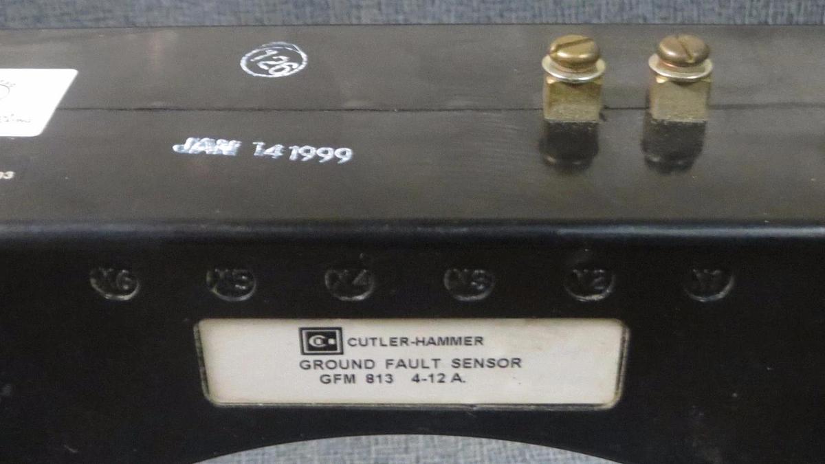 Used CUTLER HAMMER GROUND FAULT SENSOR 4-12A GFM 813 # GFM813
