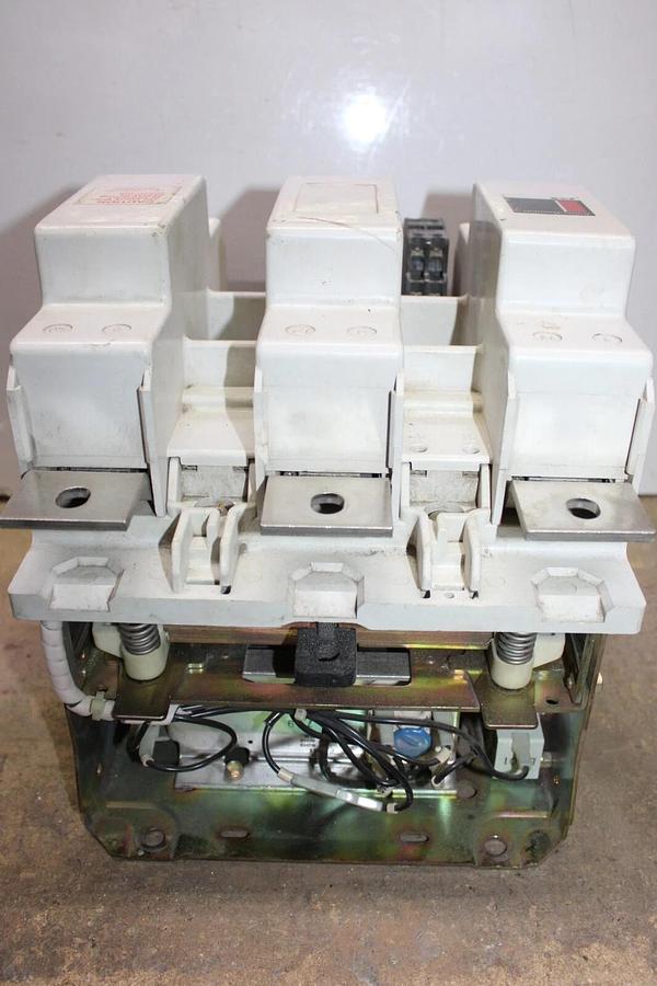Used CUTLER HAMMER CONTACTOR C32NN3 C1 700 AMP 600 VAC COIL: 120V **WARRANTY**