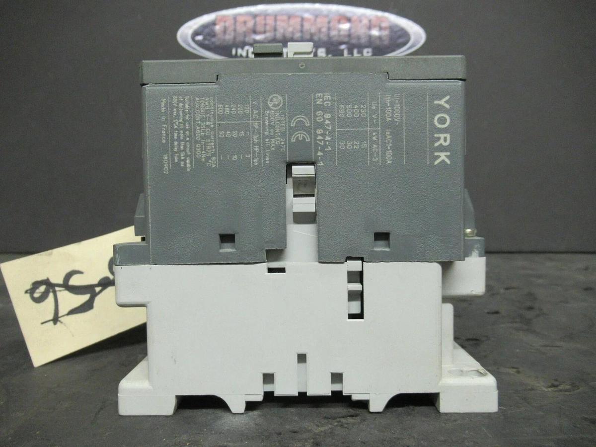 Used 80 AMP YORK CONTACTOR 024-31106-000 600 VAC 3 POLE **WARRANTY INCLUDED**