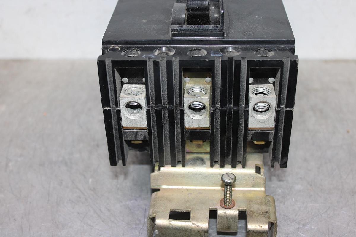 Used SQUARE D I-LINE CIRCUIT BREAKER FA34030 30 AMP 480 VOLT 3-POLE