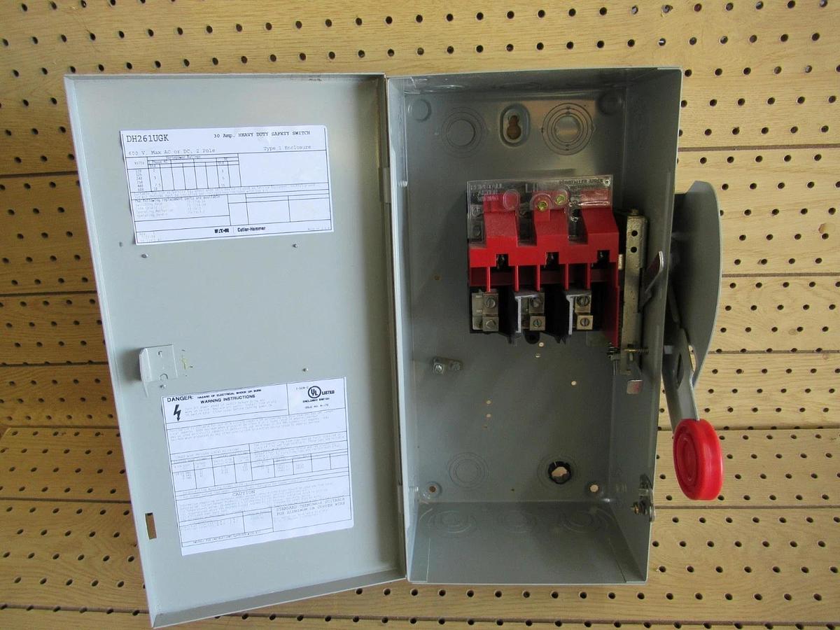 Used CUTLER HAMMER DISCONNECT DH261UGK 30A 600VAC/DC 2-POLE **WARRANTY INCLUDED**