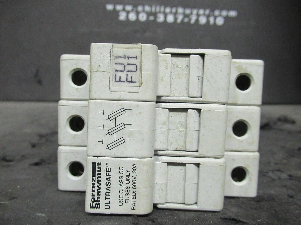 Used 30 AMP 600 VAC 3 POLE FERRAZ SHAWMUT ULTRASAFE CLASS CC FUSE HOLDER USCC3