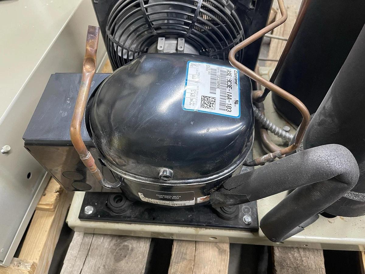 Used TRANE CHILLER PURGE PUMP PRGDA101AE000 M4FH-0026-IAA-240 115 VOLT 12.3 AMP