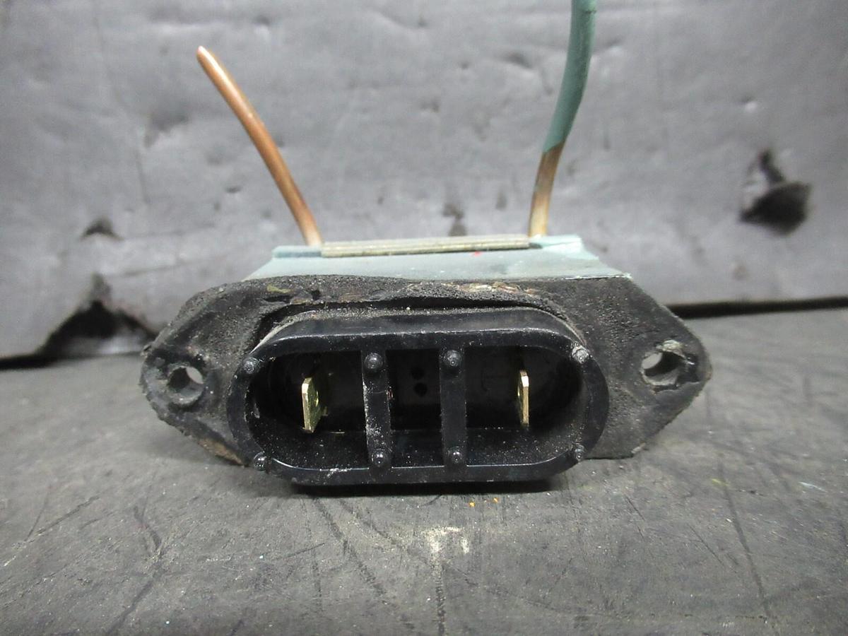 Used ROBERTSHAW / CARRIER OIL PRESSURE SWITCH LS10-1003 / HK06UB006 5 PSI