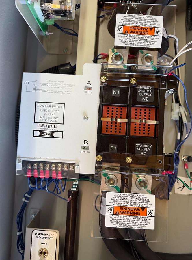 Used CARRIER EVERGREEN / AQUAEDGE CHILLER VFD PANEL 19XVR0414201 41LR4160