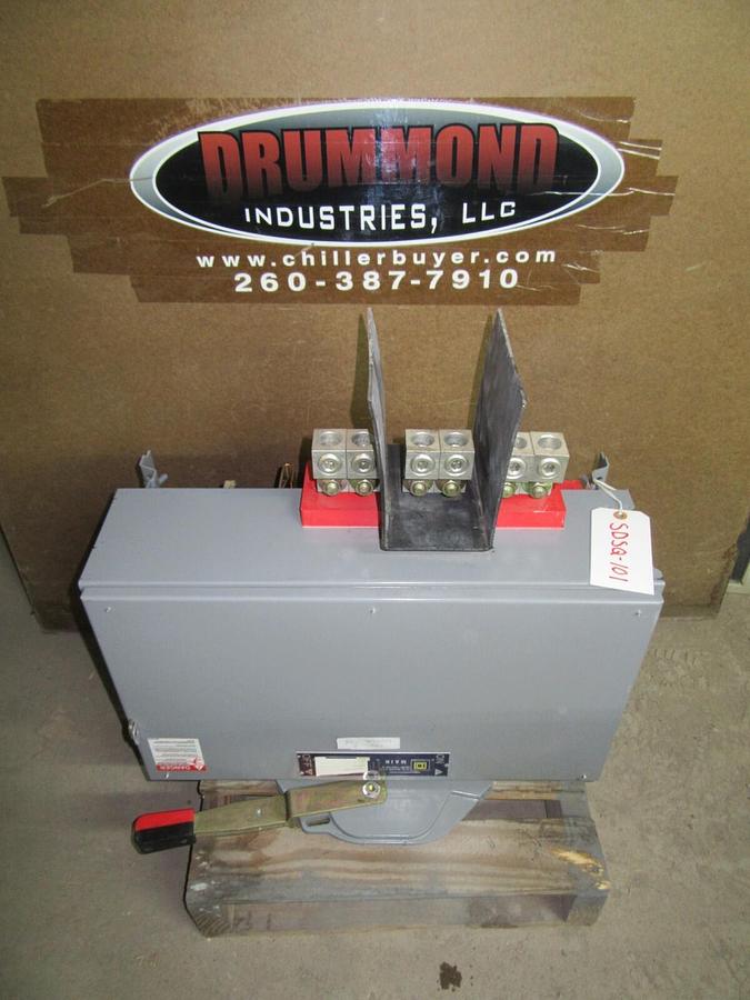 Used 600 AMP MAIN SQUARE D FUSIBLE INSERT PANELBOARD SWITCH QMB326MW SER E2 240 VAC