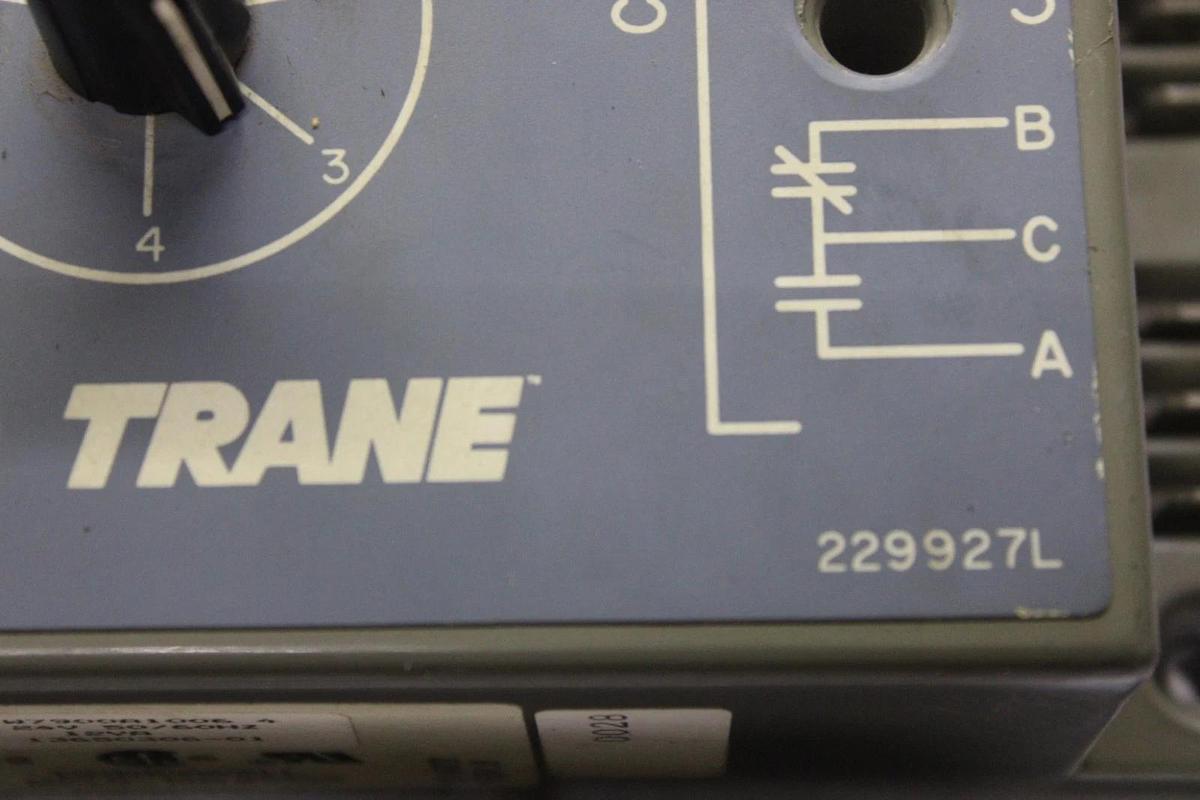 Used TRANE HONEYWELL CHILLER CONTROL MODULE W7900A1006 24 VOLT 229927L