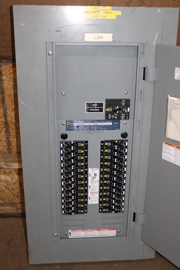 Used SQUARE D TYPE 1 NF MAIN SERVICE PANEL 12106793820100001 125 AMP 30-SLOT 240V