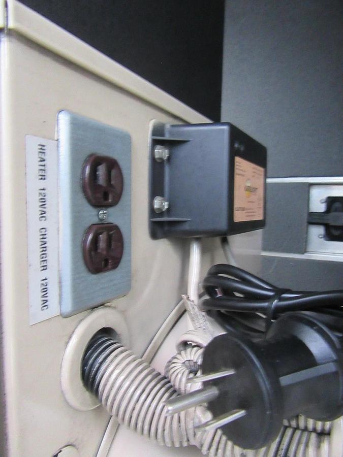 Used 60 KW DIESEL GENERATOR KATOLIGHT 120/240V RE-CONNECTABLE SOUND ENCLOSED 854 HRS