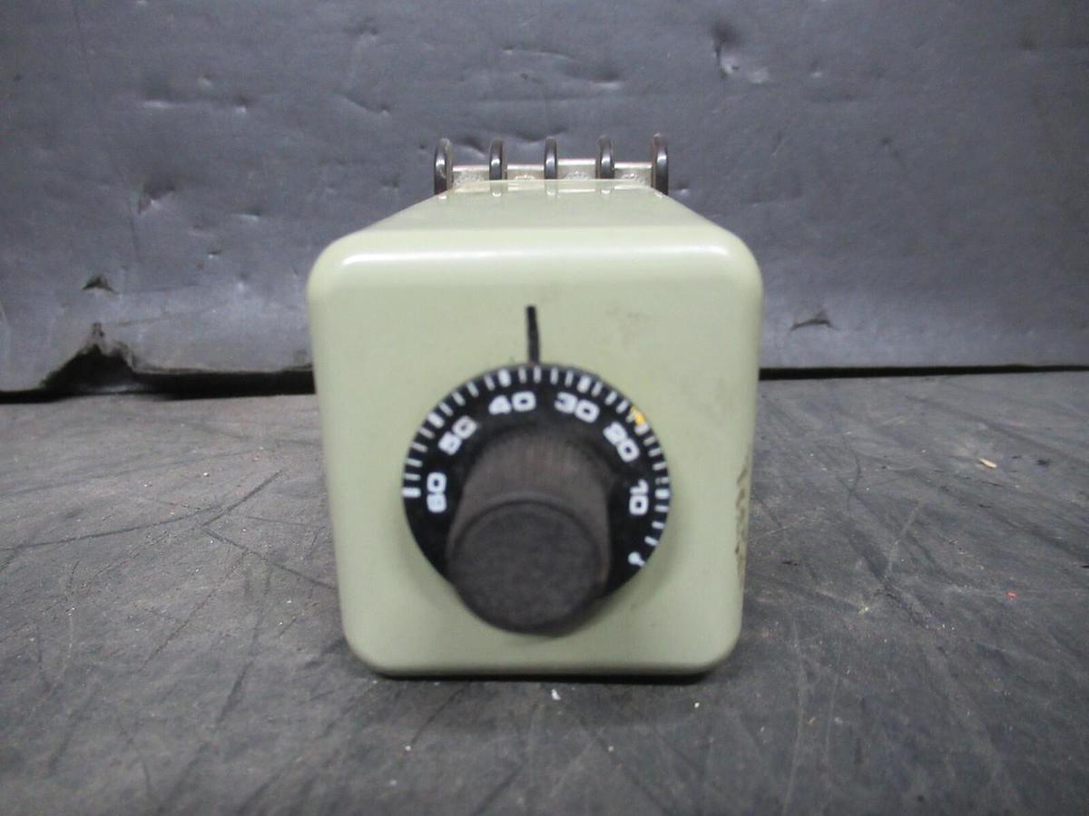 Used GW EAGLE SIGNAL 1-60 SECONDS TIMER CG914A3 120 VOLT AC/DC 10 AMP **WARRANTY**