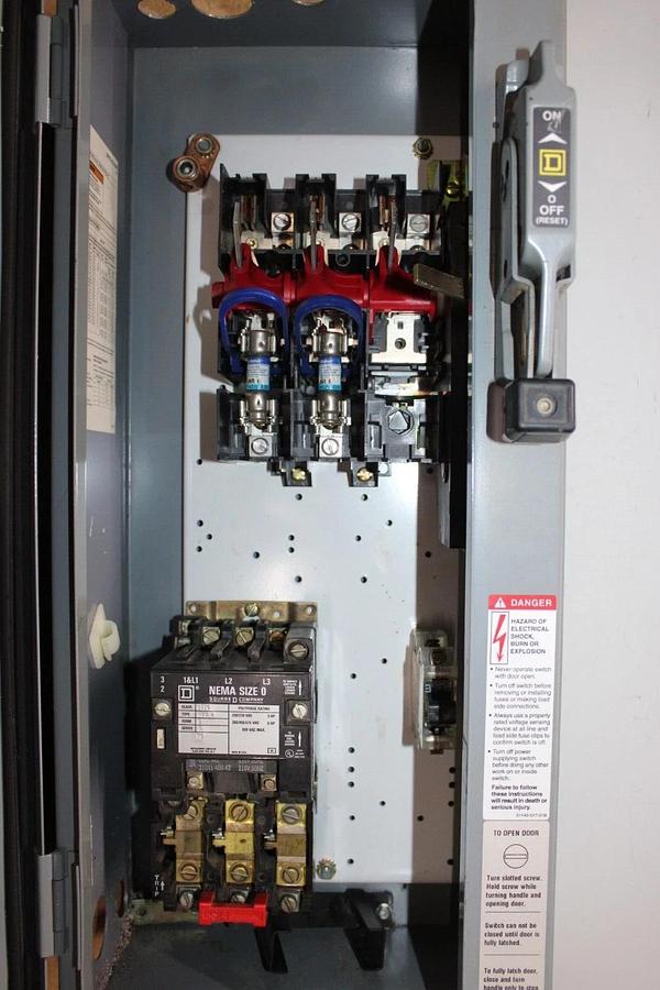 Used SQUARE D COMBINATION STARTER 8538SBA66V02CFP1 30 AMP 600 VAC TYPE 12/3R