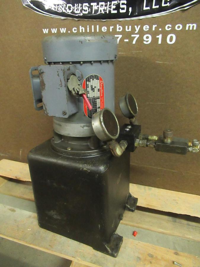 Used HYDRAULIC PUMP DAYTON 3-PHASE 3N234-A 3/4 HP 3450 RPM 60 HZ 1.0 SF LINE OILER