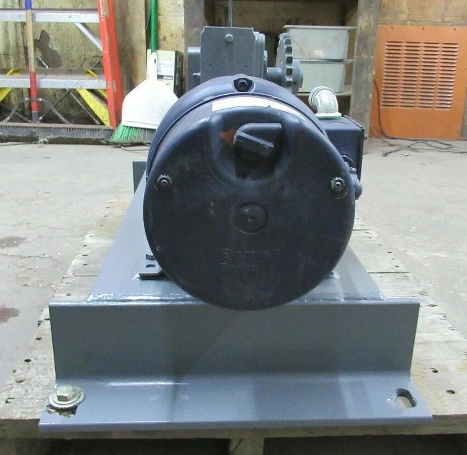 Used 1 HP SE ENCORE E26 WINSMITH XDBS 40:1 GEAR BOX W/ LEESON MOTOR & STEARNS BRAKE