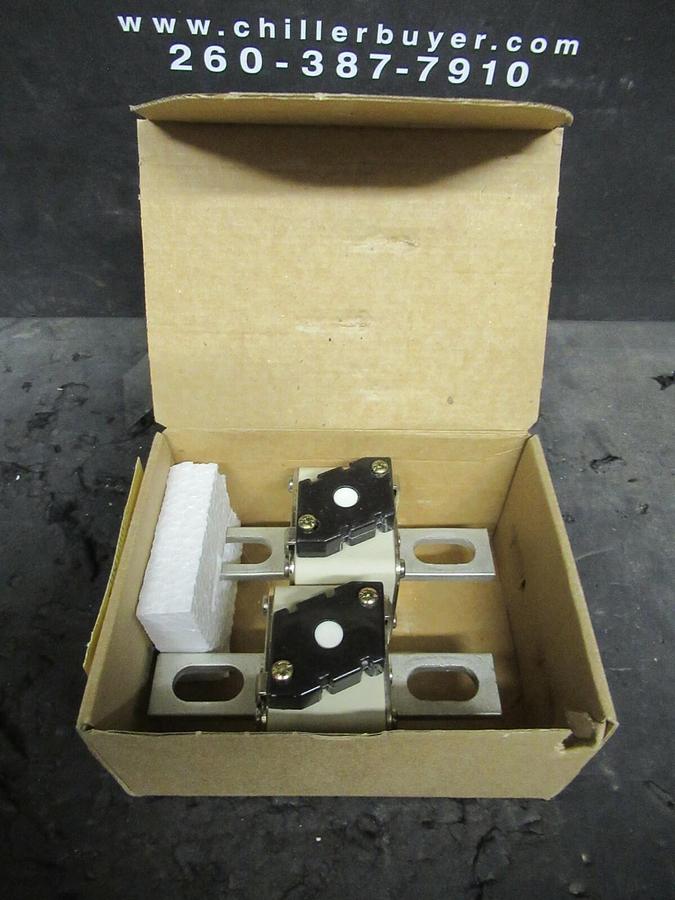 (2 ea) NEW IN BOX BUSS SEMITRON SPP-6E600 600 AMP 700 V FUSES BUSSMANN COOPER