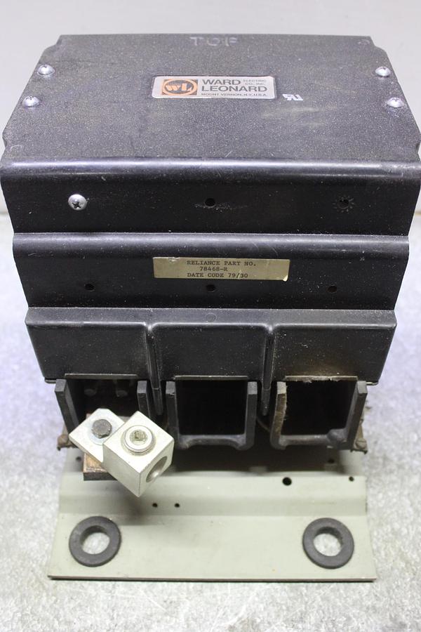 Used CUTLER-HAMMER CONTACTOR CE15AN2 7 AMP 600 VOLT 2-POLE COIL: 120V