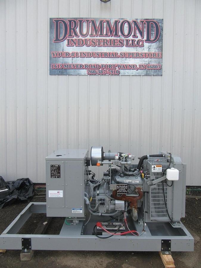 Used 30 KW GENERATOR MTU 4.3 NATURAL GAS LP PROPANE 120/240 VOLT 1PH 89 HRS 40KW 2015