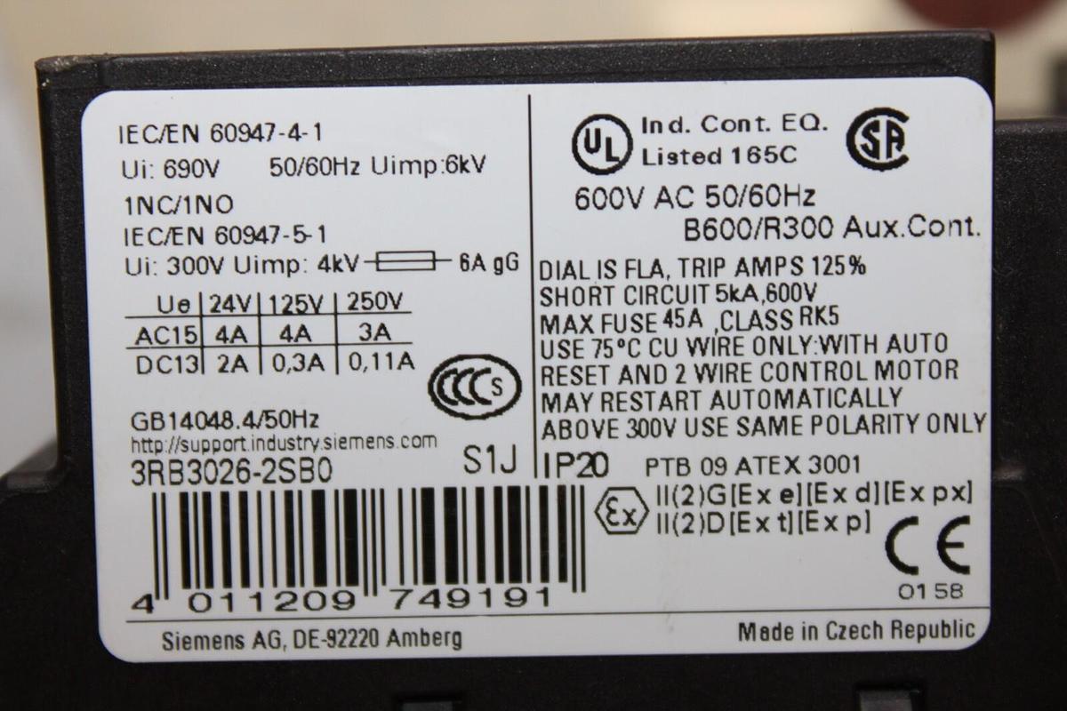 Used SIEMENS STARTER 3RB3026-2SB0 600 VAC 4 AMP W/ 3RT2025-1AK60