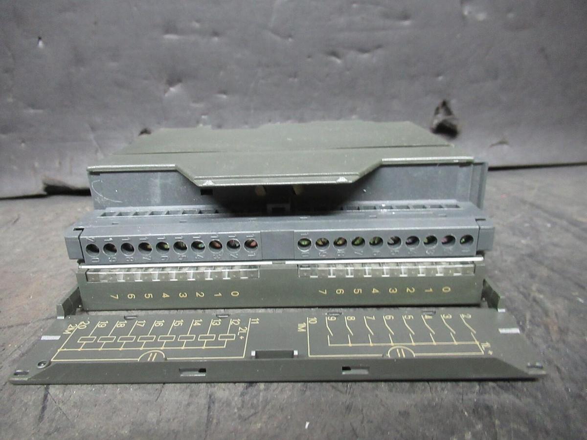 Used SIEMENS SIMATIC S7 DIGITAL I/O MODULE 6ES7-323-1BH01-0AA0 **WARRANTY**