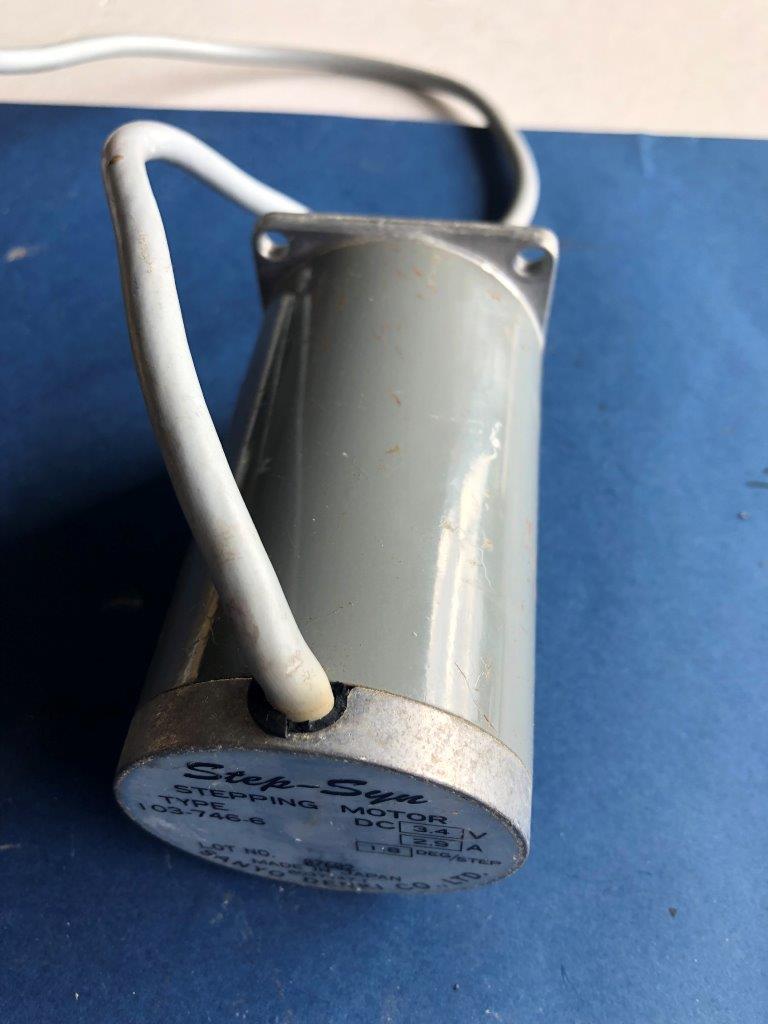 Used Sanyo Denki 103-746-6 stepping motor