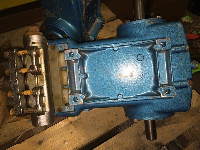 Used Cat 2530 Plunger Pump Triplex