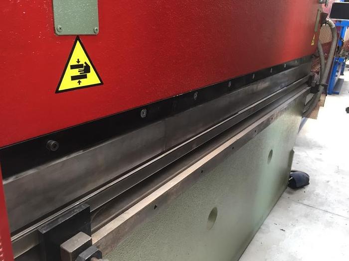 Usato PIEGATRICE MARIANI   IDRAULICA 2500 X  50t