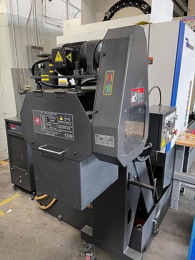 Used 2015 HYUNDAI WIA F400 CNC Vertical Machining Center (2 Available Low Hours)
