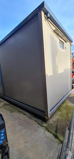Usato Box monoblocco prefabbricato coibentato da 7 metri con 